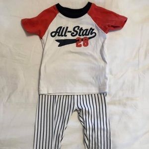 Lots of 2T pajama’s